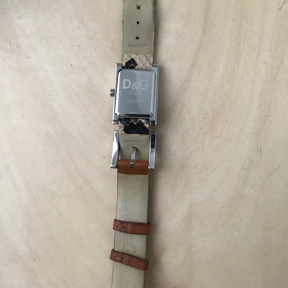 Watch - Picture 5 of 6